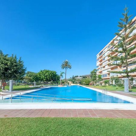 Apartamento La Torre 1337 Precioso, Moderno Y Con Piscina Torremolinos Kültér fotó