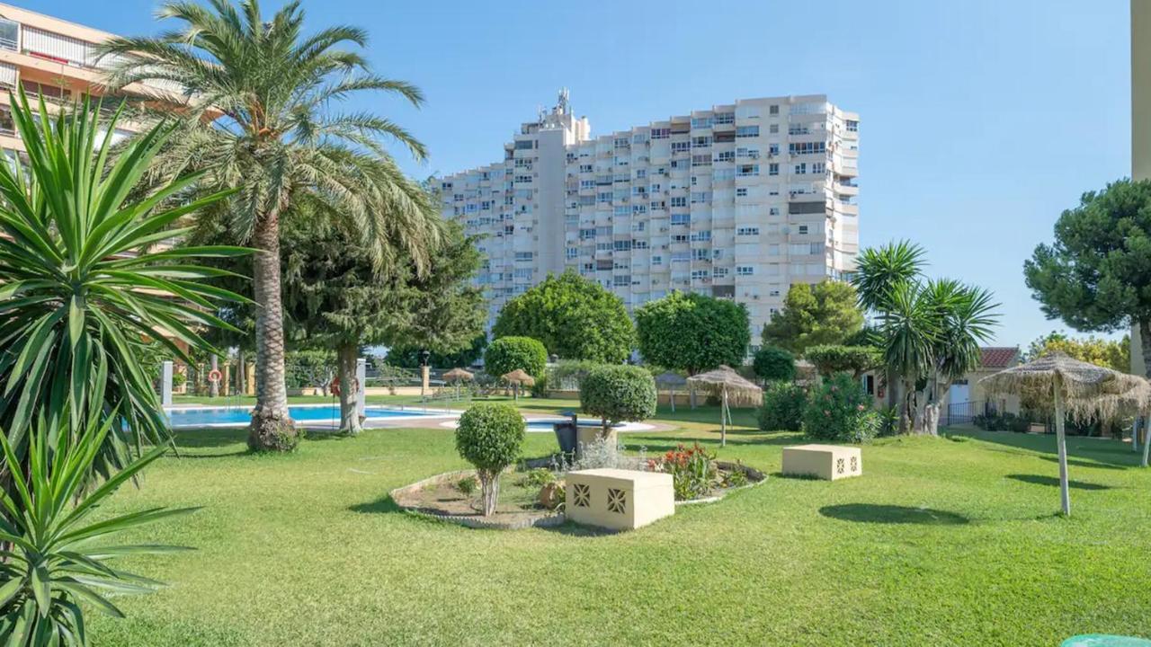Apartamento La Torre 1337 Precioso, Moderno Y Con Piscina Torremolinos Kültér fotó