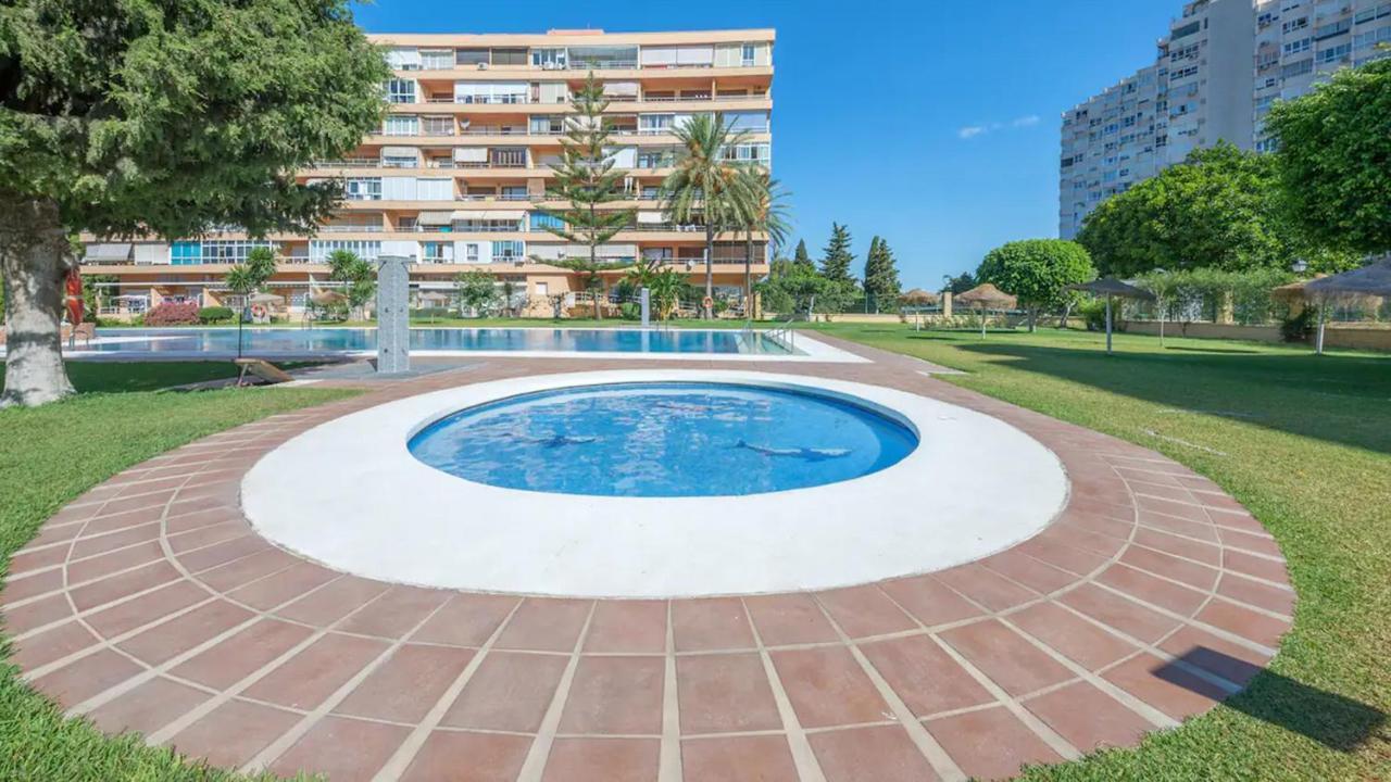Apartamento La Torre 1337 Precioso, Moderno Y Con Piscina Torremolinos Kültér fotó